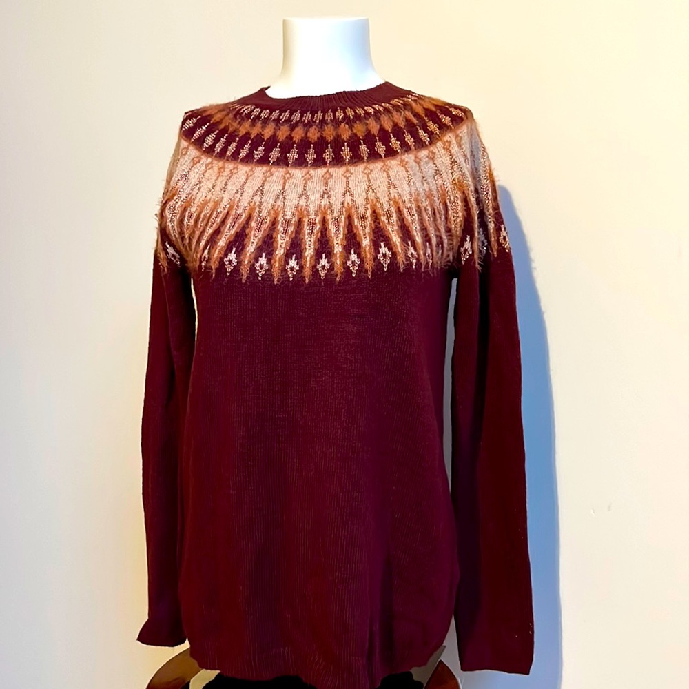 Style & Co NWT sweater in burgundy peach and copper accents, super soft
